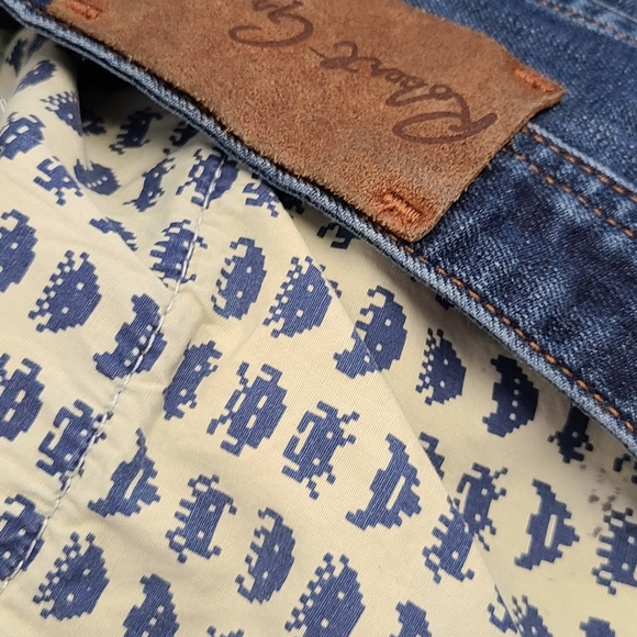 Robert Graham Tailored Kipling Arcade Denim Jeans - Picture 7 of 10